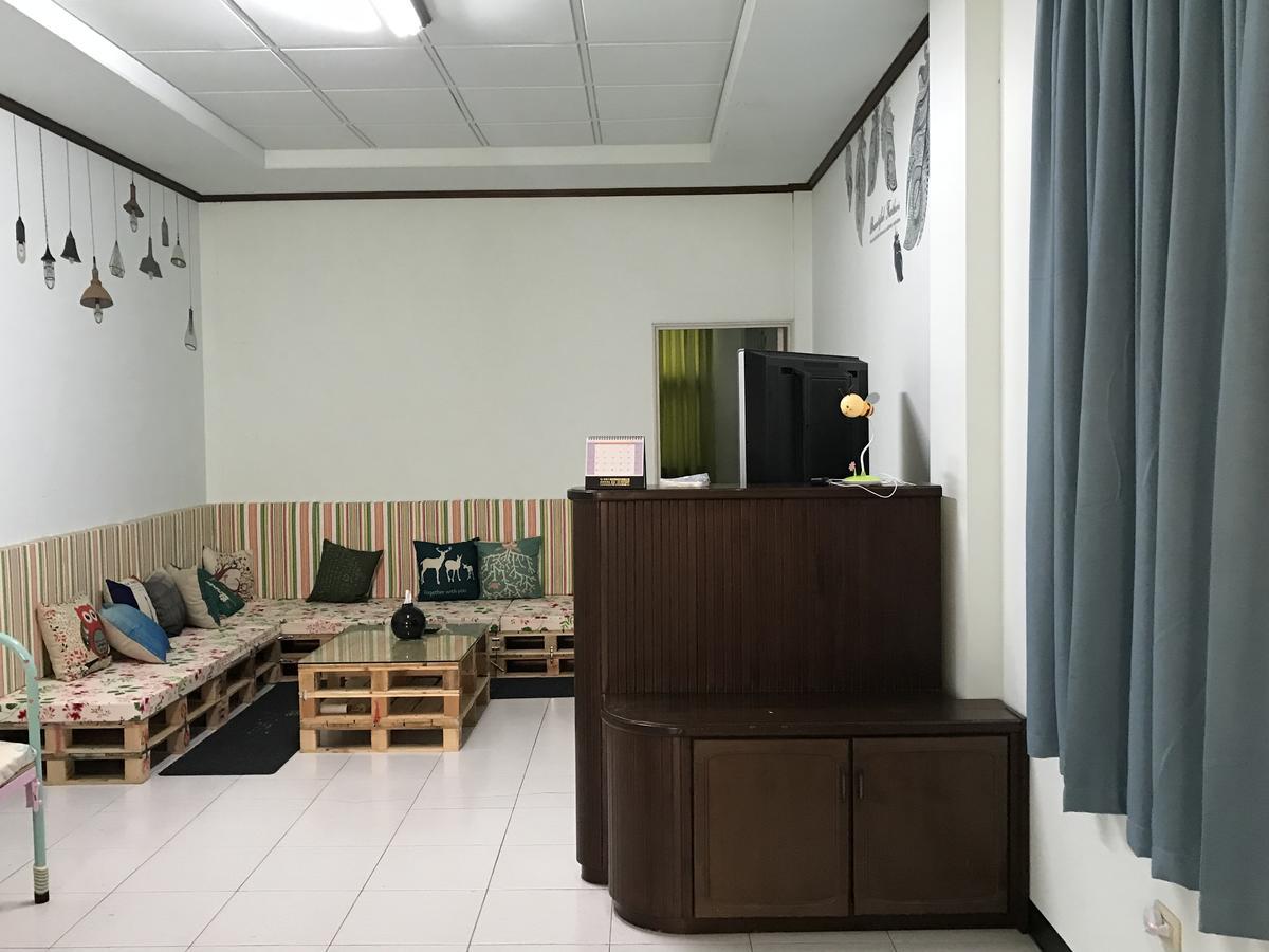 Golden House Apartment ไถหนาน ภายนอก รูปภาพ